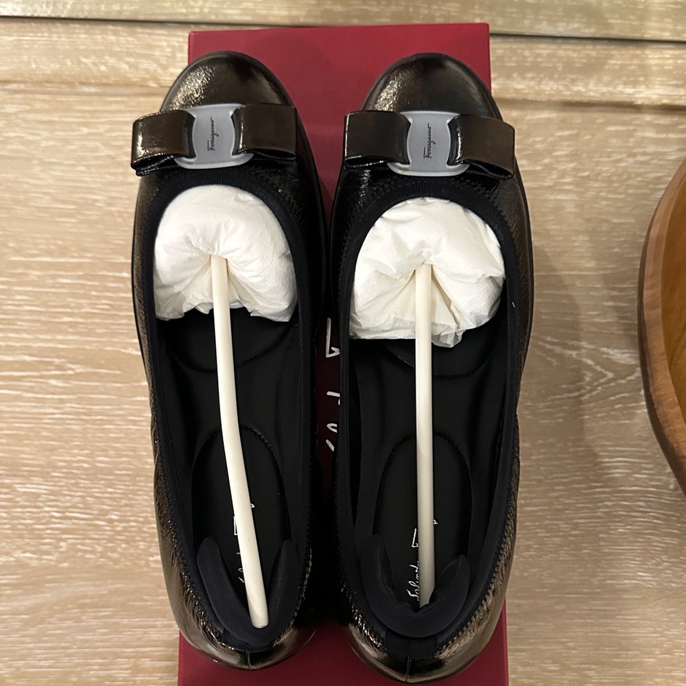 Salvatore Ferragamo Black Patent Vara Bow Flats